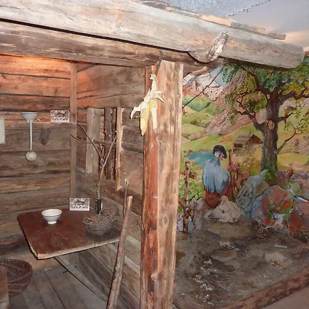 Cosy, 4 Personnes, 1 Chambre, 1 Coin Montagne - Cc07